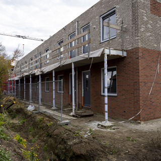 Het glas wordt geplaatst